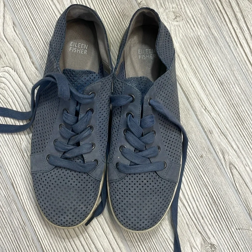 Eileen Fisher Clifton Perforated Suede Lace Up Sneakers